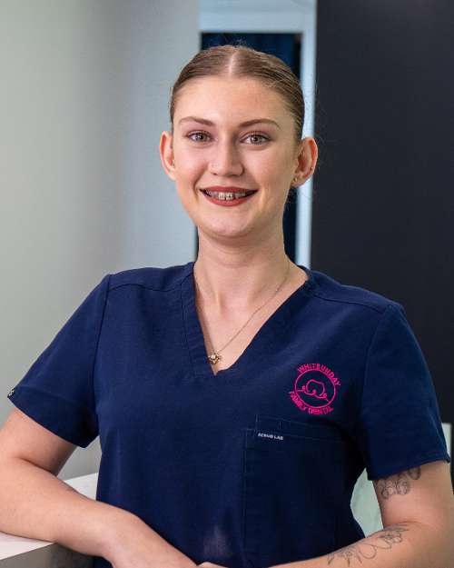whitsundays dentist | lily assistant