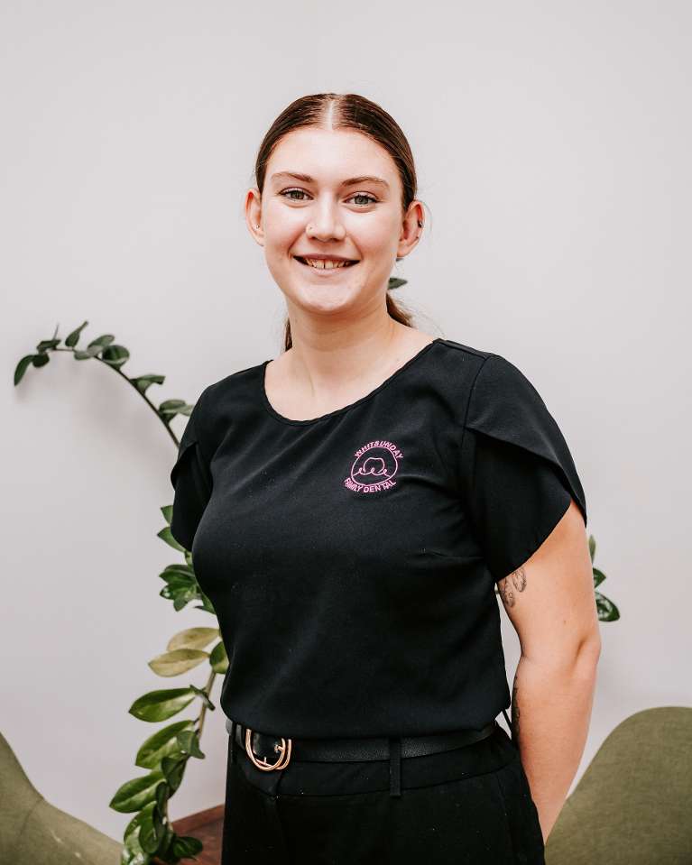 whitsundays dentist | lily assistant