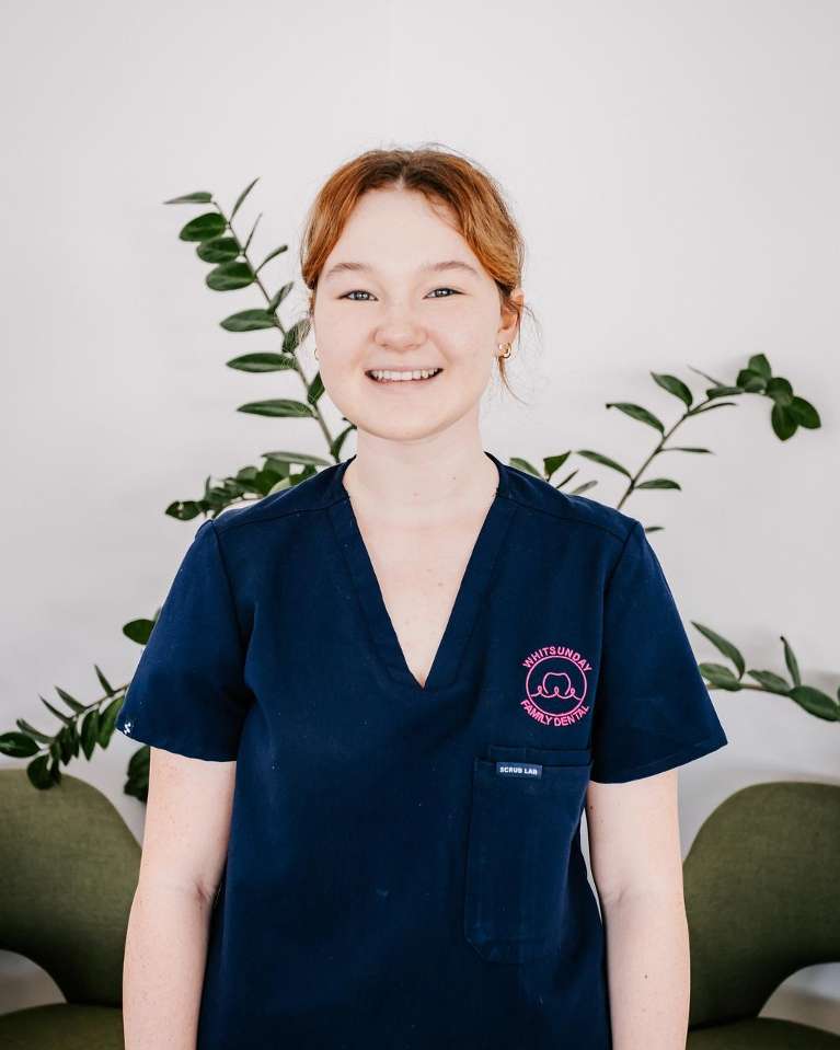 whitsundays dentist | maddie dental assistant